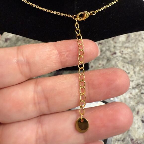 NEW 14 Karat Gold Plated CZ Heart Necklace Gold Heart Pendant Necklace - Picture 7 of 9